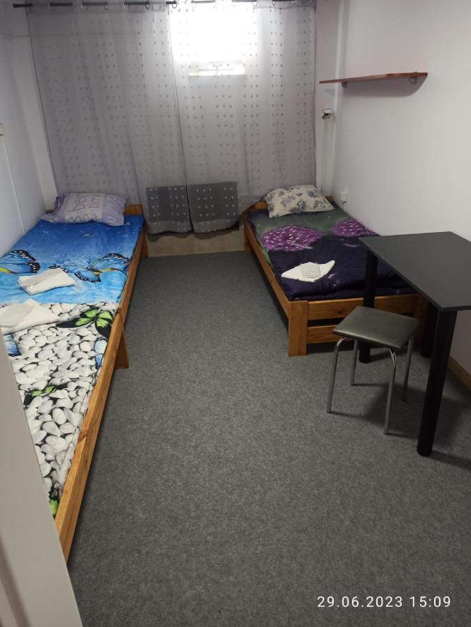 Saska Ochota Forest Guest House Warszawa Zewnętrze zdjęcie