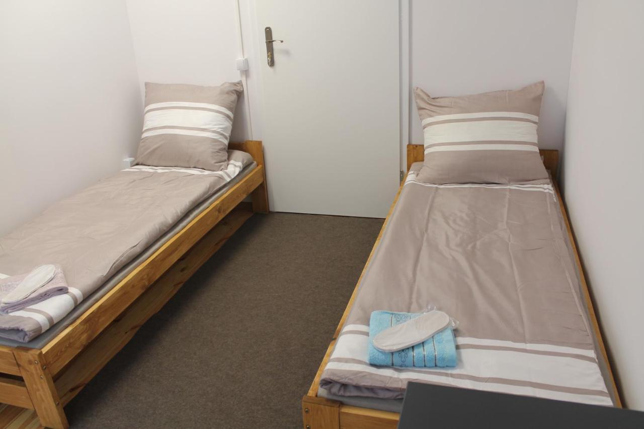 Saska Ochota Forest Guest House Warszawa Zewnętrze zdjęcie