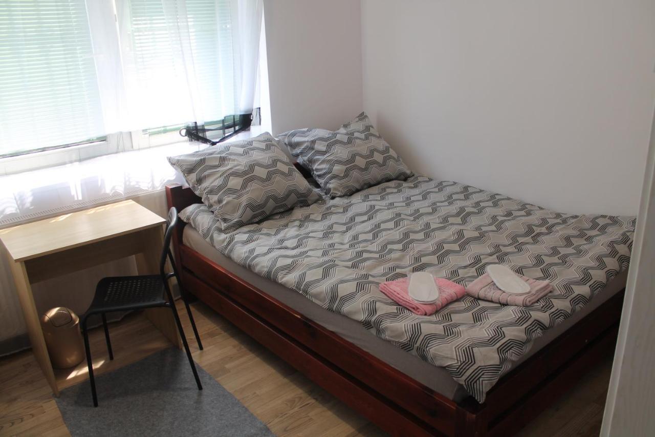 Saska Ochota Forest Guest House Warszawa Zewnętrze zdjęcie